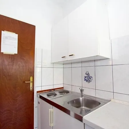Apartment Juri Sucuraj