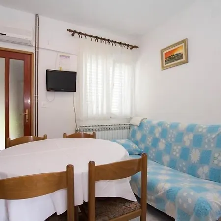 Juri Appartement Sućuraj