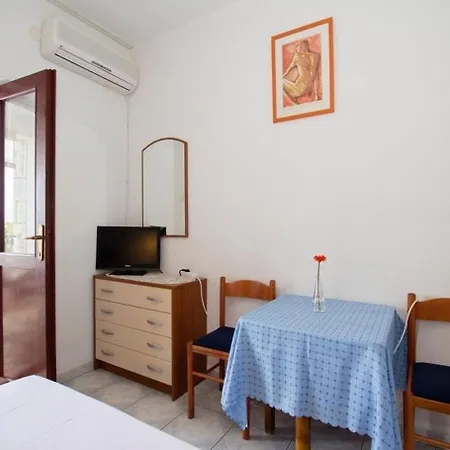 Apartment Juri Sucuraj