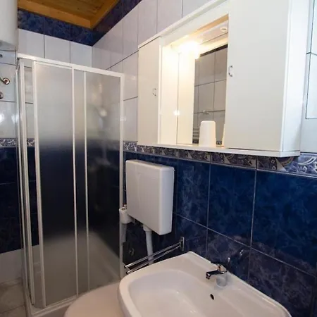 Apartment Juri Sucuraj