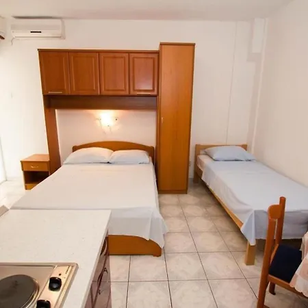 Juri Apartment