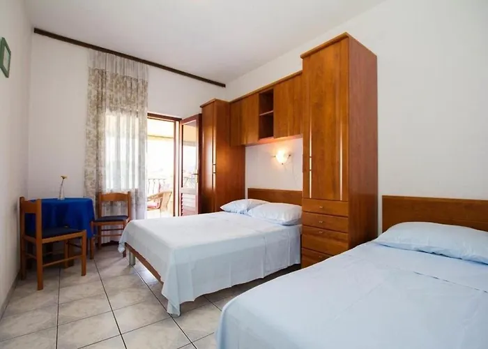 Juri Apartmán